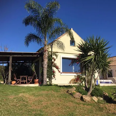 Luxury La Rosa Villa *